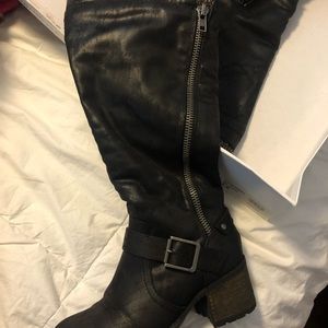 Steve Madden black boots size 8